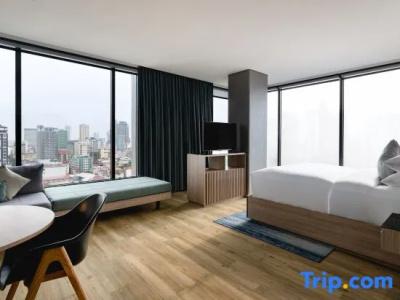 Courtyard by Marriott Phnom Penh - 86