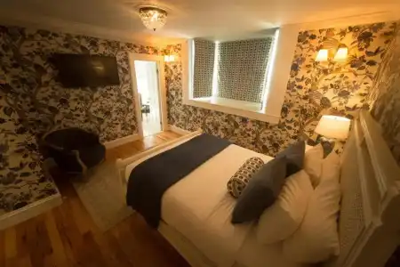 Serenity Inn Newport - 134