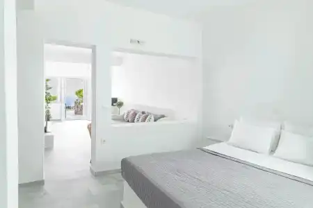 Phaos Santorini Suites - 84