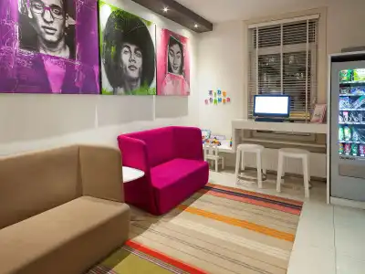 Ibis Styles Amsterdam Amstel - 11