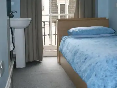 LSE Passfield Hall - Campus Accommodation - 5