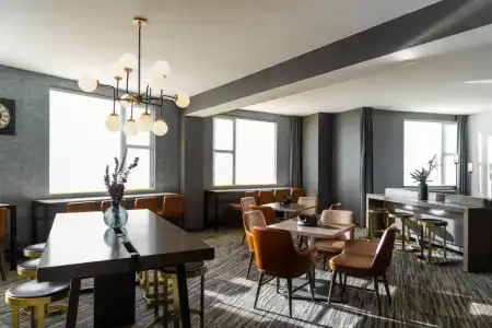 Courtyard by Marriott Chicago at Medical District / UIC - 31