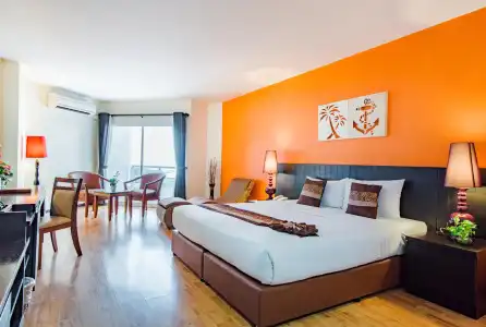 Golden Beach Cha-Am - 2