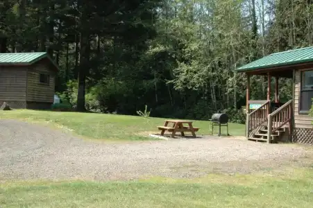 Park Motel and Cabins - 84