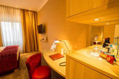 Top Hammer - Mainz Hauptbahnhof - 25