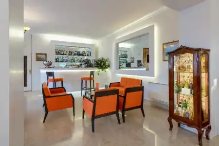 Regina Sorrento - 26