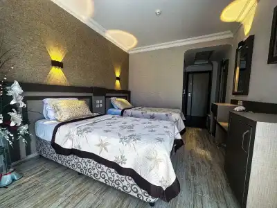 Club Monte Carlo - 25