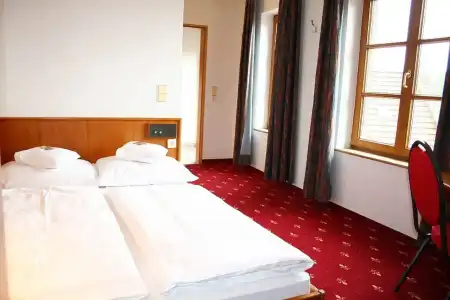 Erlenbacher Hof - 5