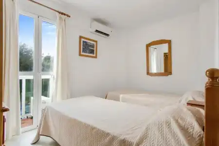Duquesa Harbour Club Aparthotel - 1