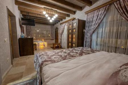 Underground Cave Suites - 106