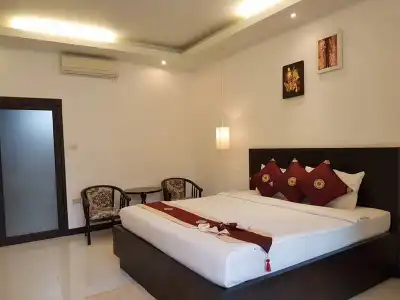 Phuket Monaburi Boutique - 0