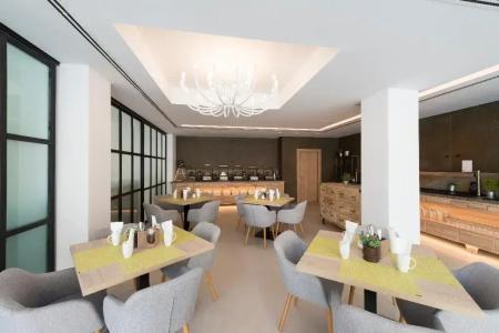 Kyrat Amarac Suites - 14