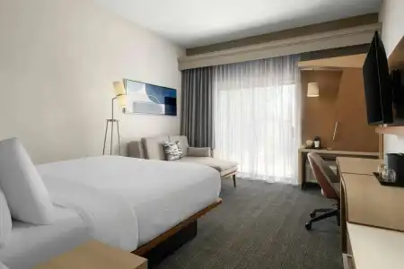Courtyard by Marriott Las Vegas Henderson/Green Valley - 2