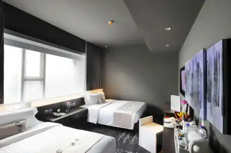 Mode Sathorn - 11