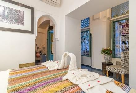 Riad Swaka - 50