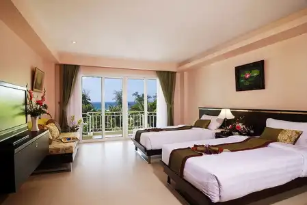 Thanthip Beach Resort - 3