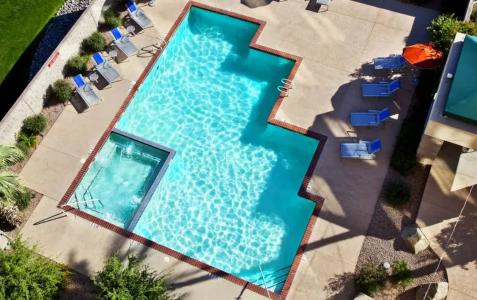 Radisson Phoenix Airport - 17