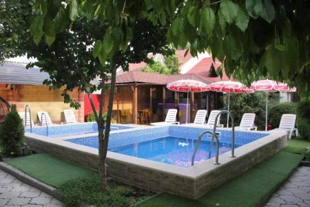 Maze Guest House - 11
