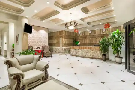 Ramada by Wyndham Flushing Queens - 1