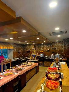 Yatri Suites and Spa - 42