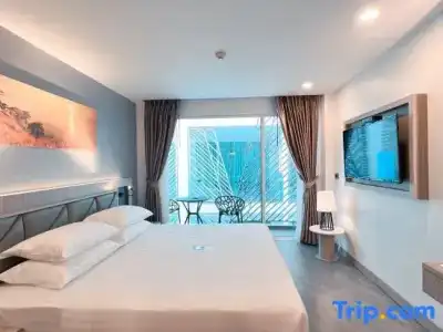 Clarian Beach Patong - 99