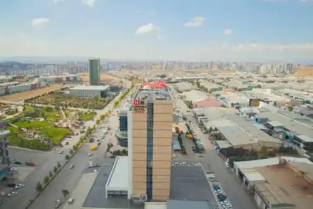 Hm Commerce - 25