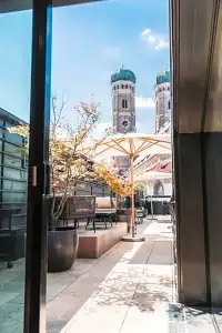 DO & CO München - 64