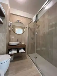 Best Western Continental - 39