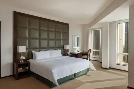 Shangri-La Residences and Apartments - 18