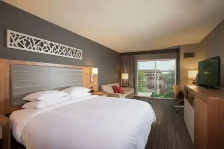 The Broadway Columbia - a DoubleTree by Hilton - 49