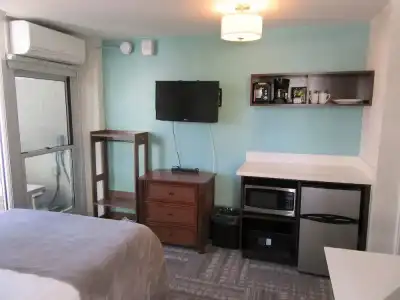 Waikiki Central - 9