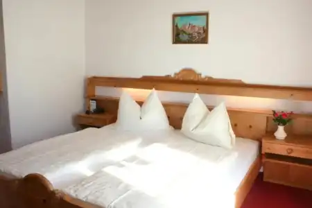 Garni Pension Waldhorn - 3