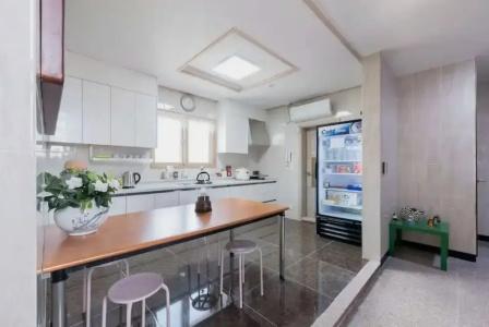 Hub Guest House - 14