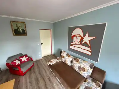 Lenin Guest House & Tours - 3