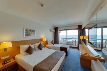 Grand Efe - 2