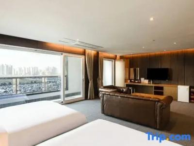 Incheon STAY - 100