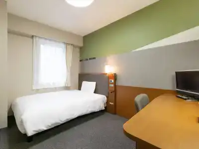 Comfort Toyama Ekimae - 36