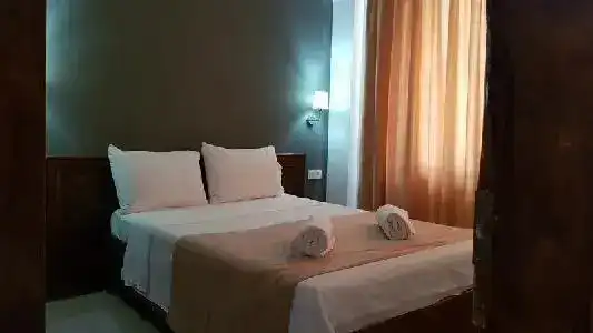 Poppy Apartments - 3