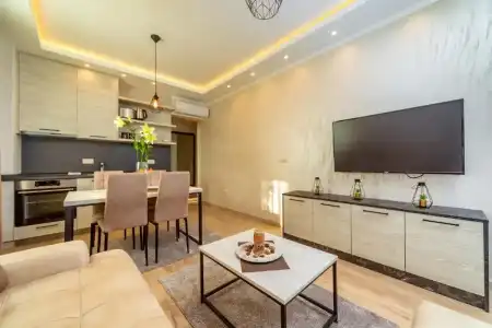 Luxury Apartments Queen - 20