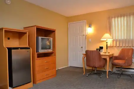 Canadas Best Value Inn - 24