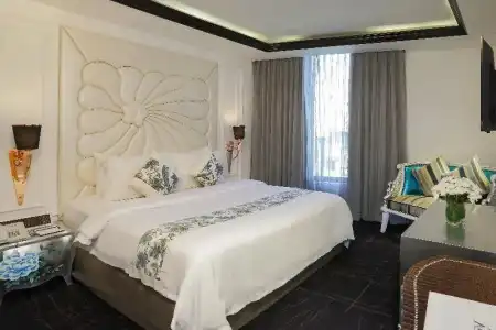 A&EM Saigon - 51
