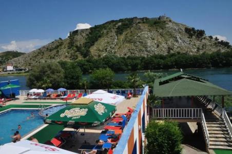 Buna Park - 16