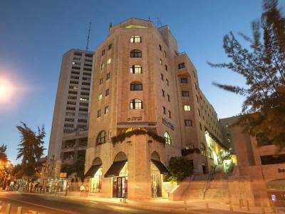 Lev Yerushalayim - 17