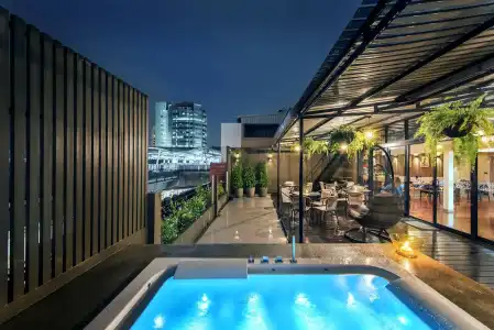 THE Posh Phayathai - 15
