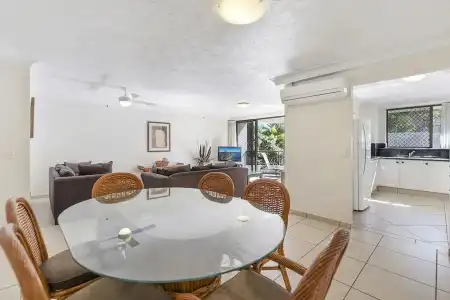 Surfers Century Oceanside Apartments - 146