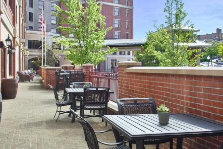 Hampton Inn & Suites Saratoga Springs Downtown - 27