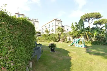 Miramare Residence Guest House - 16