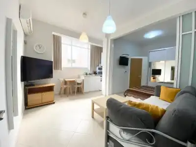 Sea Suites Apartments - 405