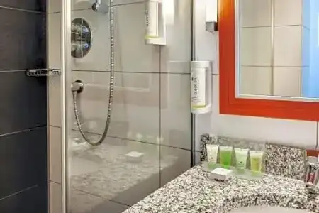 Premier Inn Berlin Alexanderplatz - 47