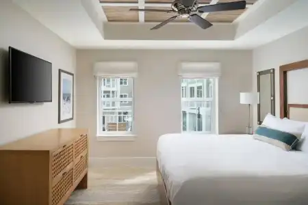 Waterline Villas & Marina, Autograph Collection - 53